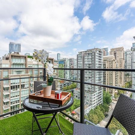 Cozy 1 Bdr Apartment Located In Yaletown Area With City View Vancouver Bagian luar foto