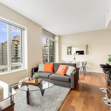 Cozy 1 Bdr Apartment Located In Yaletown Area With City View Vancouver Bagian luar foto